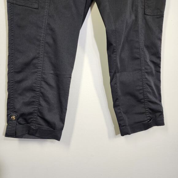 Chico's Crop Pants Black Ultimate Fit Comfort Waist Luxe Utility Slim Sz 1 US 8 - Picture 6 of 13